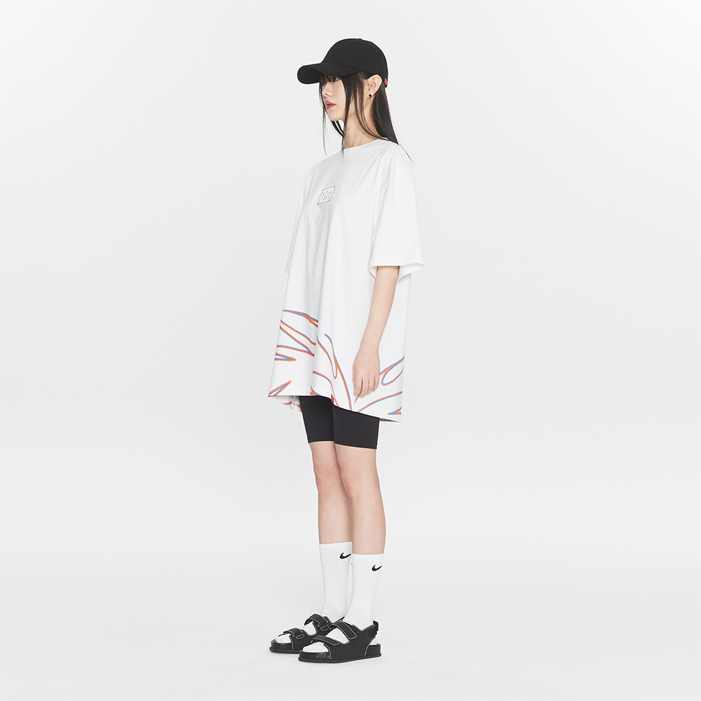 SUGA TOUR]OVERSIZED T-SHIRT (white)(2023年8月末以降発送) – BTS JAPAN OFFICIAL SHOP