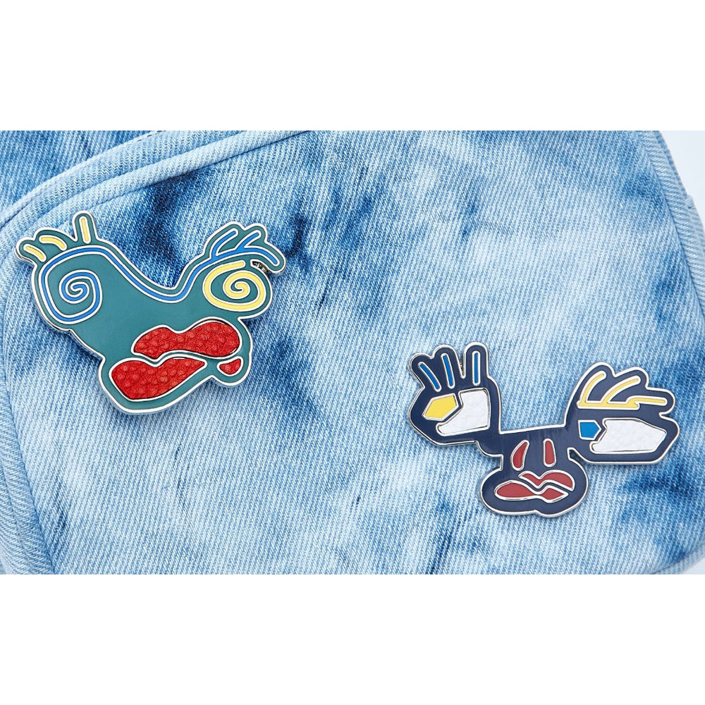 V] BROOCH SET(FACES)(2024年5月末以降発送) – BTS JAPAN OFFICIAL SHOP