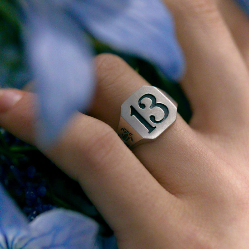 [MUSE]Signet Ring