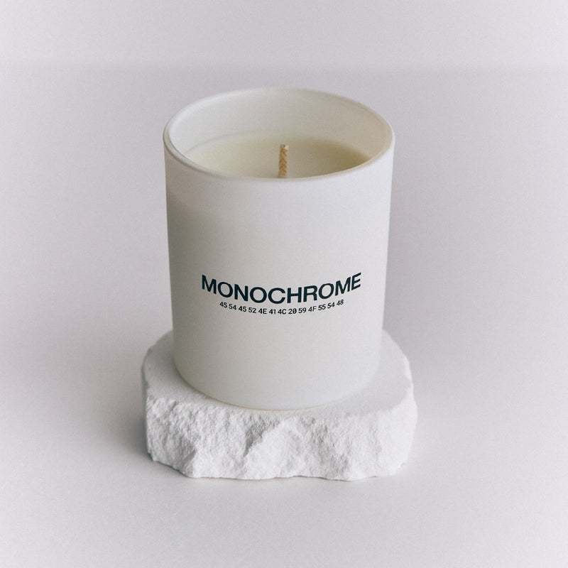 [MONOCHROME]Candle