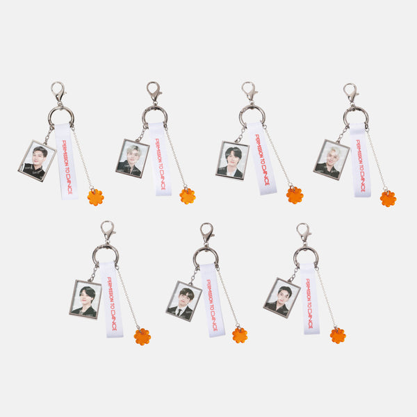 [PERMISSION TO DANCE ON STAGE] KEYRING(2022年6月中旬頃～順次発送予定)
