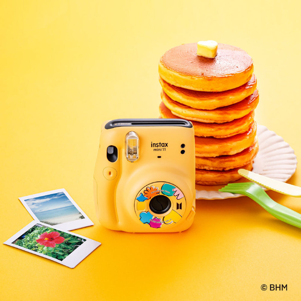 BTS「Butter」”チェキ”「instax mini 11」(本体)(2022年5月中旬頃～順次発送予定)※一般販売 – BTS JAPAN  OFFICIAL SHOP